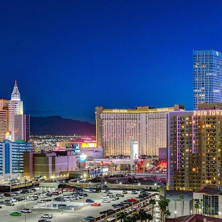 Mgm Signature-15-717 F1 Track & Strip View Balcony Las Vegas Exteriör bild